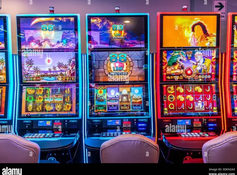 At The Movies — Game view — different reel state