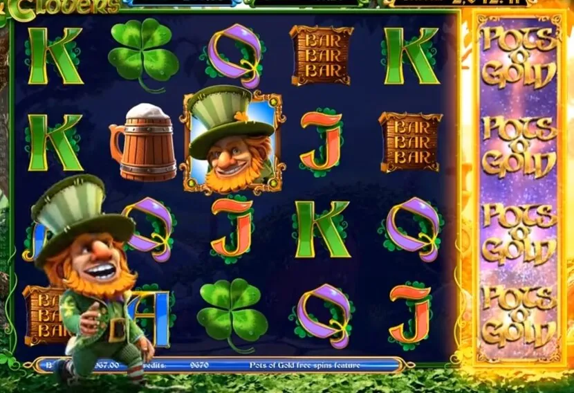 Charms And Clovers — Game view — different reel state